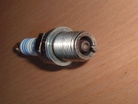 BOSCH Zündkerze defekt 002.jpg
