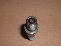 BOSCH Zündkerze defekt 001.jpg