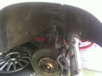 man kann das LG schön auf der Spurstange positionieren und rausziehen...