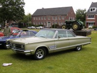 CIMG0780.JPG (5.89 MiB) 5376 mal betrachtet Habe ein neues Traumauto, und mal nicht mit 4 Ringen ;-)<br />Daneben der Manta wirkte wie ein Kleinwagen