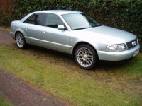 mein a8 reifen und pumpe 003.JPG