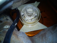 Im Tank - Sitz der Benzinpumpe?