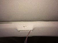 Löcher zur Befestigung am Dachhimmel Heckklappe 01