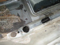 Abmessungen der Durchführung für Klimaleitung im Wasserkasten