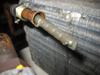 Drossel mit Ablagerungen