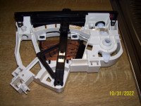 Halter für die Birnenfassung links, bei weisen Rahmen