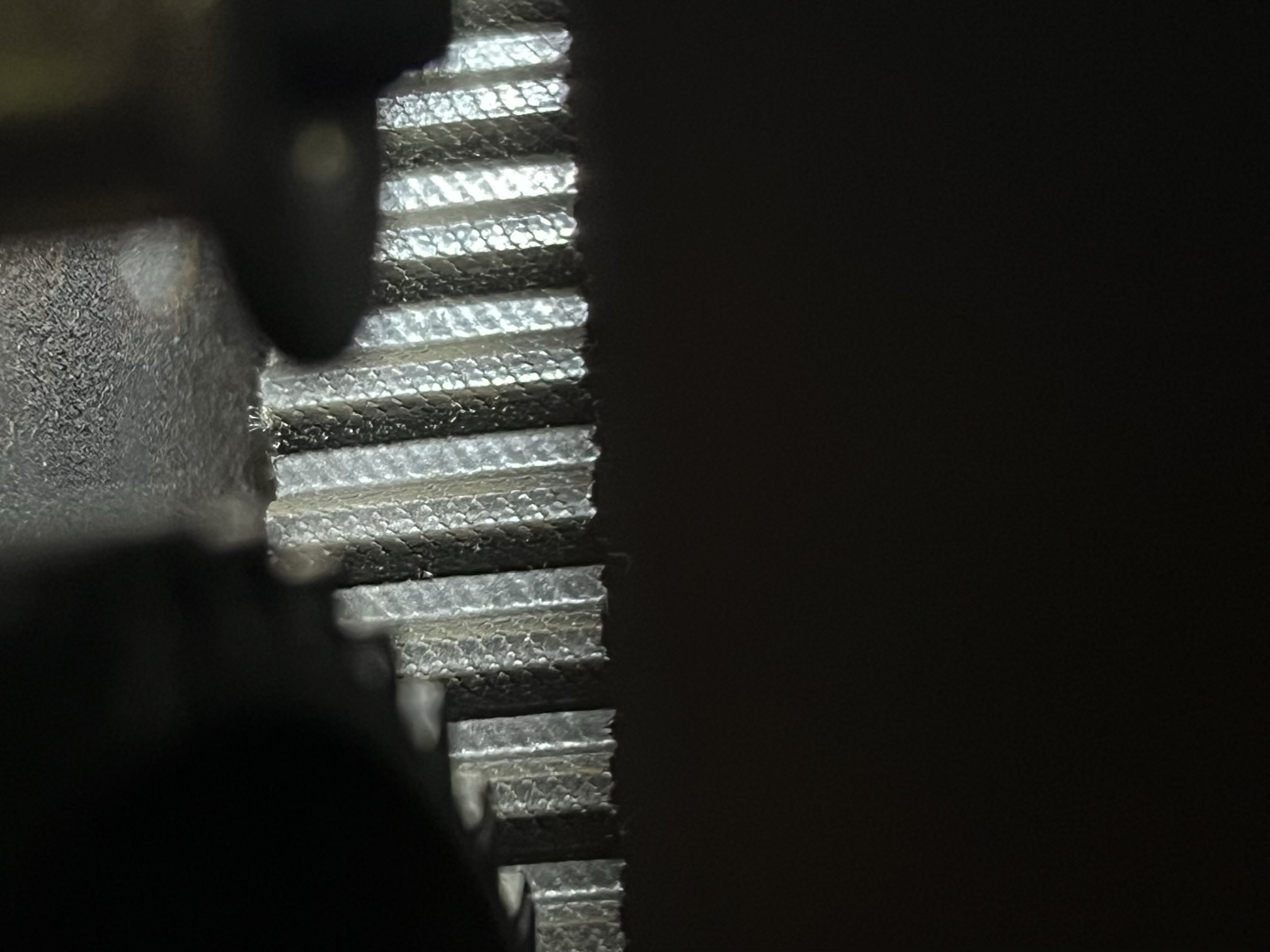 Audi200 - Distri-Zahnriemen Zustand Oktober 2024.jpg