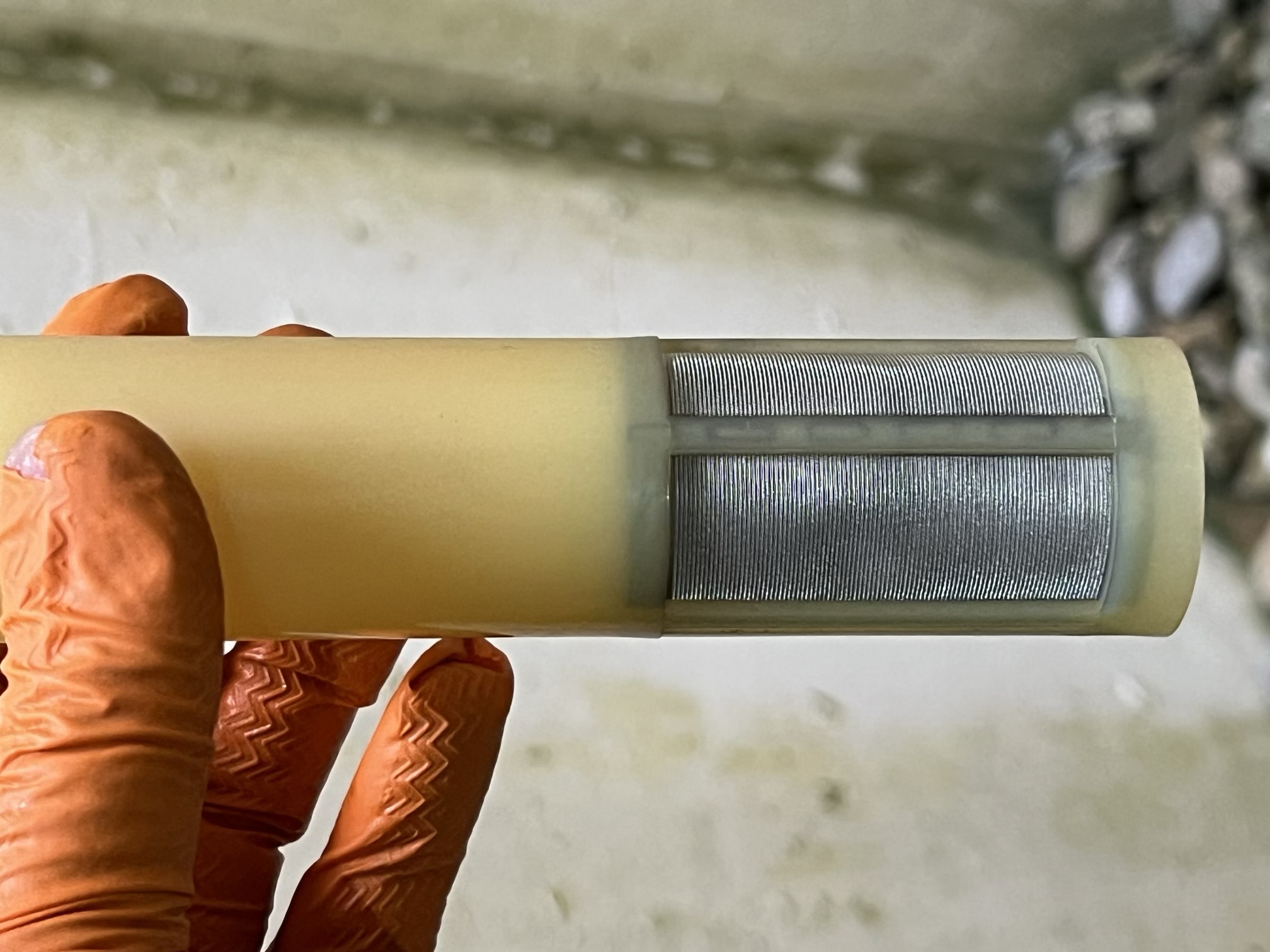 Audi 200 Hydraulik-Oel-Behaelter-Sauber.jpg